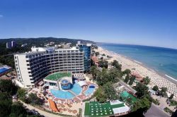 Marina Grand Beach